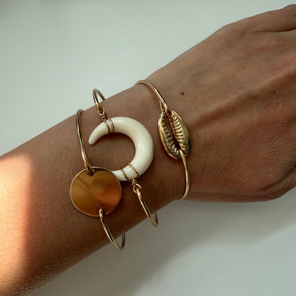 Gold and Beige Bangle Bracelet Set